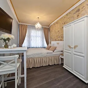 Cathedral Apartmanhotel